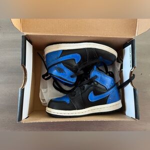 Jordan 1 Mid boys paint splatter blue and black size 7c with box B1G1 50% off